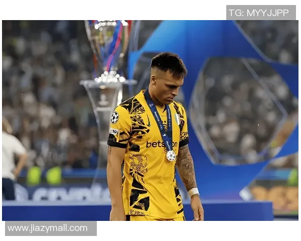 足总杯惊天逆转阿森纳6-2狂胜皇马红牌争议引发全场热议