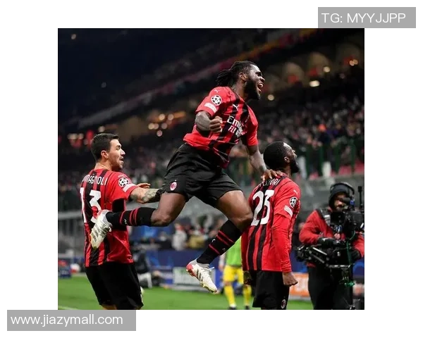 世界杯精彩对决AC米兰大胜利物浦点球大战引发全场狂欢