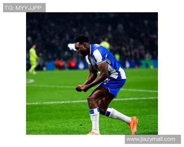 中超激战本菲卡大胜波尔图点球大战瞬间点燃全场激情