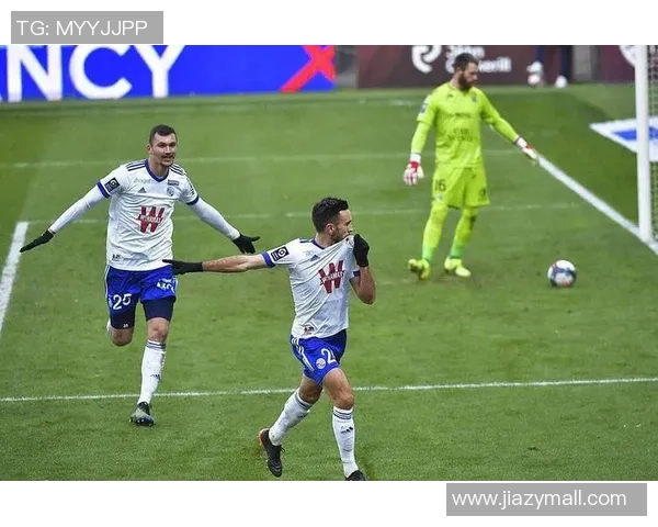 德甲精彩对决巴黎圣日耳曼逆转热刺引发全场惊呼