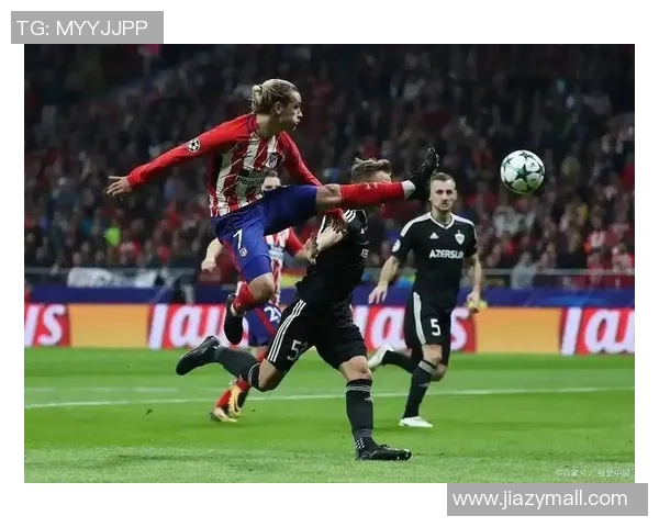 欧冠经典对决：拜仁绝杀利物浦全场沸腾瞬间回顾与战术解析