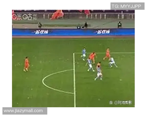 中超精彩对决AC米兰大胜波尔图补时进球点燃全场激情